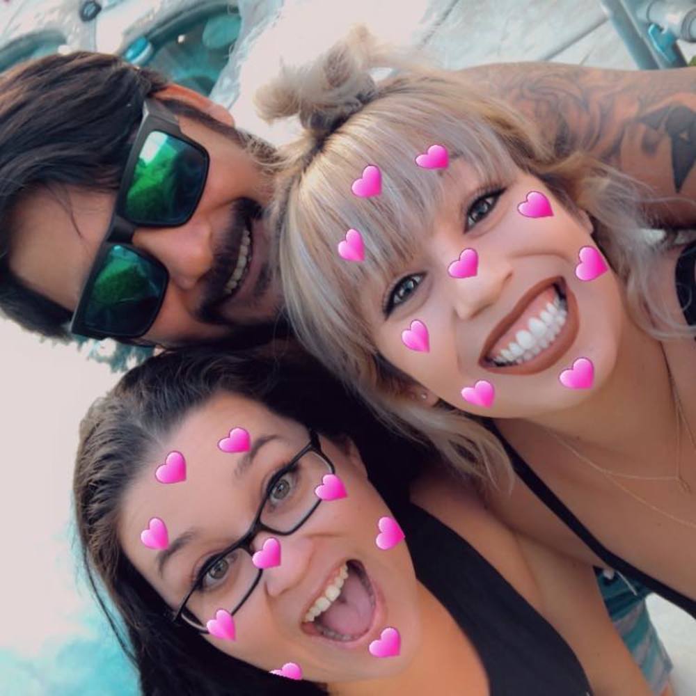 Meet your Posher, Rhea